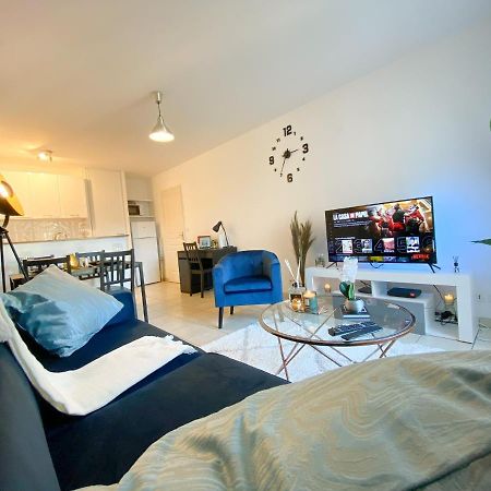Blue Pearl - Parking - Gare Rer A 5 Min Apartment Corbeil-Essonnes Ngoại thất bức ảnh