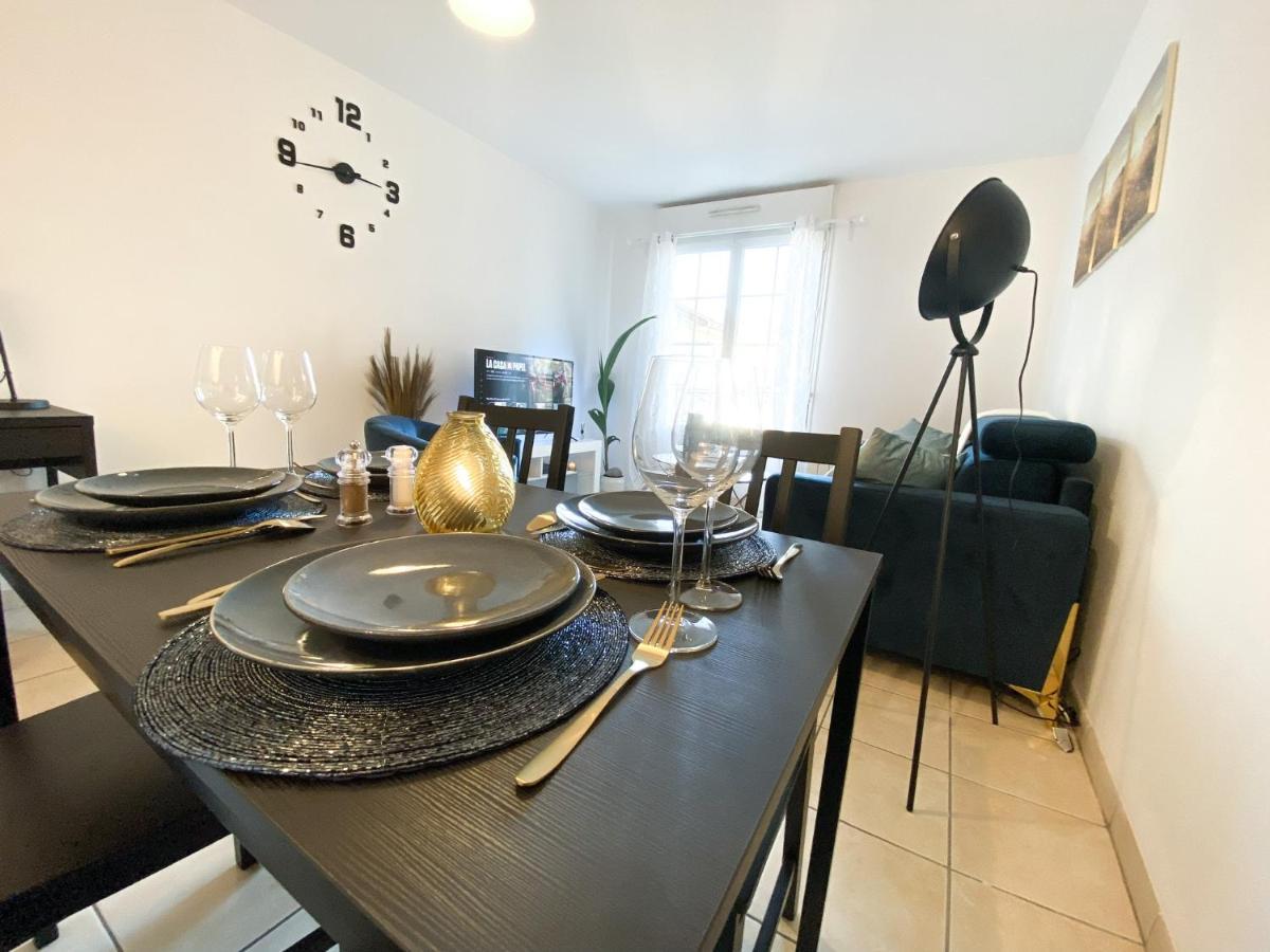 Blue Pearl - Parking - Gare Rer A 5 Min Apartment Corbeil-Essonnes Ngoại thất bức ảnh